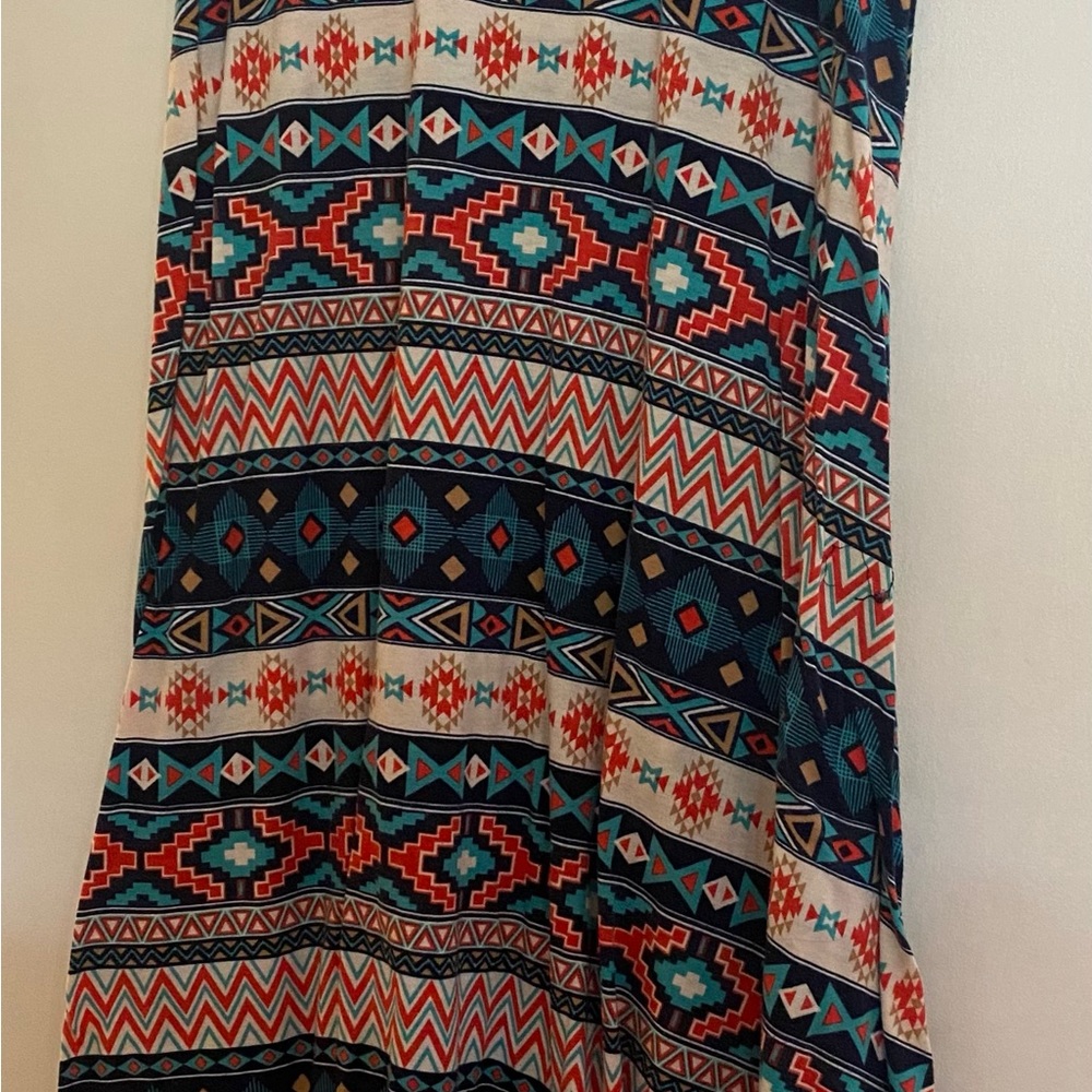 LuLaRoe Maci Skirt bold print with gorgeous coral and turquoise.